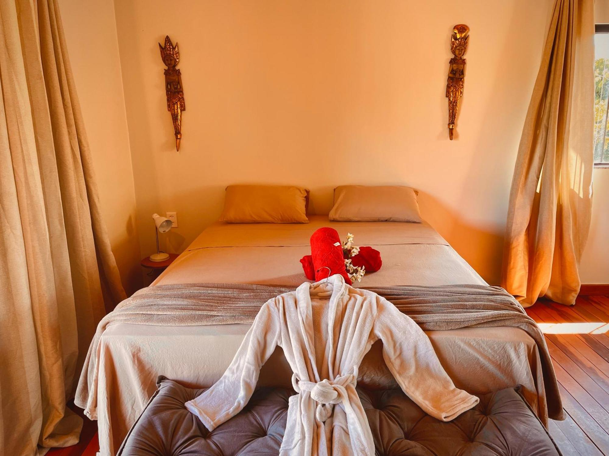 Chale Baru - Amplo, Com Ar Cond Conforto E Natureza - 4min Do Centro Holiday home *